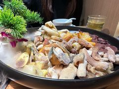-一朵菌·野生菌探索家火锅(南亚店)