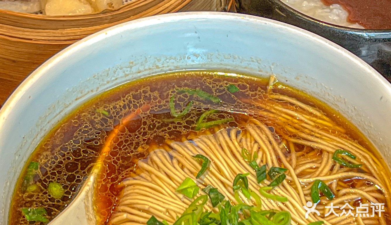 平江路本地人zui多的苏式早茶！人均30➕