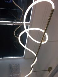 -COMO SALON 烫染可茉发型