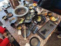 -啊美丽炭火烤肉(滑翔一店)