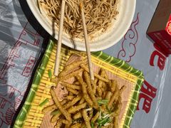 -肥肥虾庄·金牌油焖大虾(杨园滨江时代walk店)