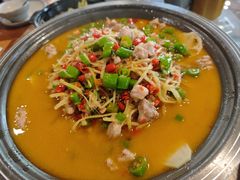 招牌鲜锅兔-盐帮食坊•小河帮川菜(四川师大店)