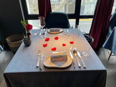 -弦月窗LUNETTE BY AMANDA(复兴路店)