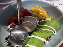 金枪鱼牛油果能量碗-乐凯撒披萨(中心书城店)