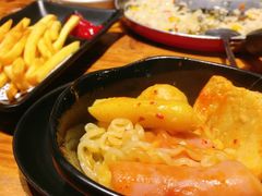 -辛明堂洞韩式芝士年糕火锅(万达店)