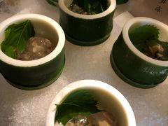 -雍和会海鲜姿造自助(湖东路店)