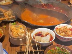 -萍姐火锅·公路夜市(武汉首店)