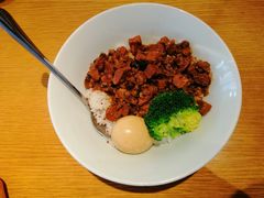 红藜麦卤肉饭-村外有星光小食铺(长嘉汇店)