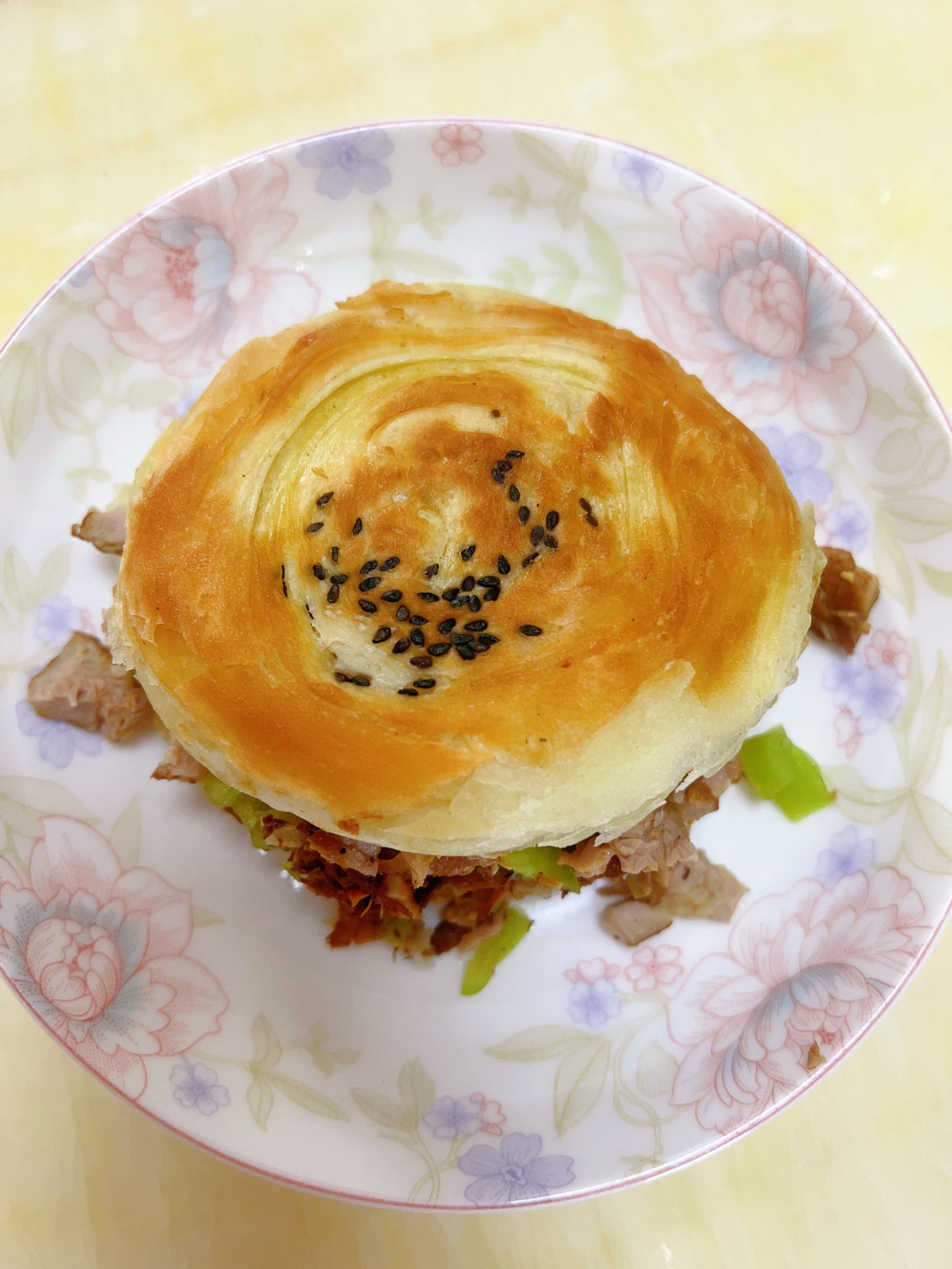 05美味早餐之晋南油酥饼～脆而不碎,油而不腻,香酥可口[调皮]
#我