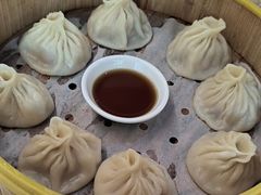鲜虾猪肉小笼包-老上海里弄味道(知春路店)