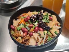 传统海南粉-椰庭·椰子鸡·创意玩家(晶耀前滩店)