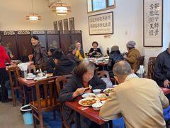 -聚首堂·特色小吃·肘子(什刹海德胜门店)