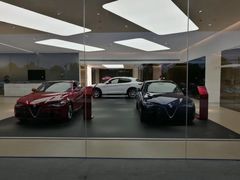 -上海保利玛莎拉蒂和阿尔法罗密欧(华翔路店)