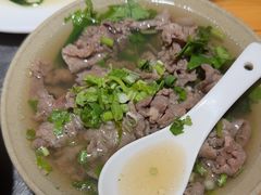 -大众跷脚牛肉馆·非遗传承单位(峨眉山店)