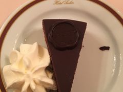 -Cafe Sacher(WIEN)