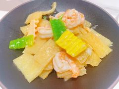 -梅飞酒家(名辉豪庭店)