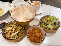 四色包春卷-聚春园自助餐厅(东街口店)