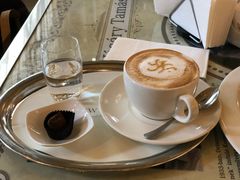 卡布基诺-纽约咖啡馆