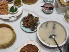 -梅利汴京烤鸭•开封豫菜地标店(东大街店)