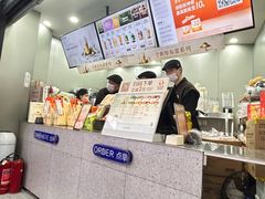 -沪上阿姨·精选茶饮(龙湖滨江天街店)