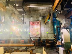 -I HOLIC艾豪丽披萨(KKone店)