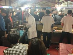 大堂-清真老马家国华牛奶鸡蛋醪糟(正宁路店)