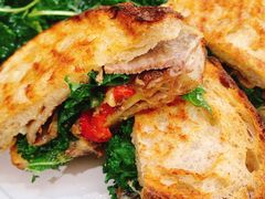 超级牛肉帕尼尼-O'mills Sourdough Bakery&Bistro(永嘉路店)