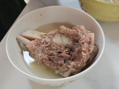 -周震馄饨