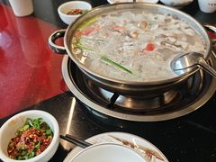 -老石黑山羊毛驴肉火锅(金凯广场店)