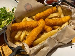 芝士拼薯条-MR.ROCKY洛奇先生RESTAURANT&BAR(宝安壹方城店)