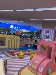 -孩子王(铁西万达店)