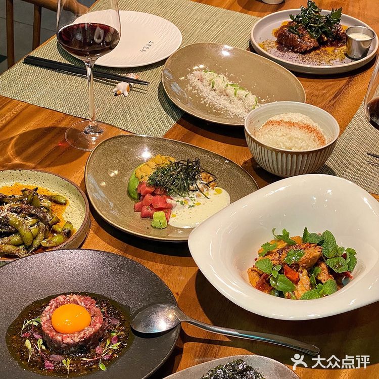 北京三里屯的日料店很惊喜，这种氛围感特别松弛！