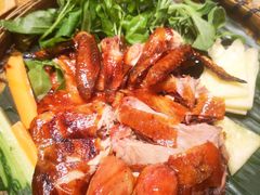 -老滇山寨•云南特色菜•地方菜•民族风情歌舞表演(金碧店)