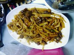 酸笋炒牛肉-丽丽三鲜螺蛳粉(田林路店)