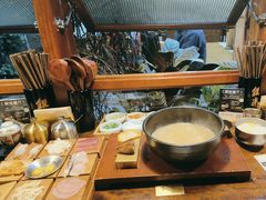 -银米·云南传统过桥米线(双廊黑金冠店)