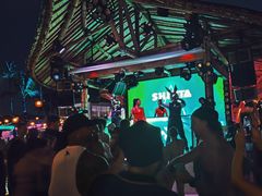 -FINNS Beach Club