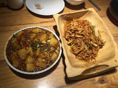 -唐伯虎新派湘菜馆(石夏时代广场店)
