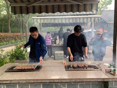 -吴淞炮台湾湿地森林公园烧烤区