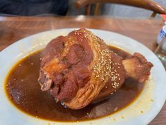 -巷子深菜馆·津门肘子(滨海店)