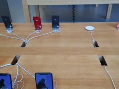 -Apple零售店(华贸购物中心店)