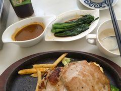 煎猪扒套餐-翠华餐厅(香港国际机场店)