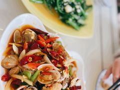 -覃记海鲜美食餐厅