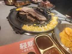 -轻烧烤肉(光谷步行街店)