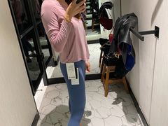 -lululemon(上海浦东IFC店)