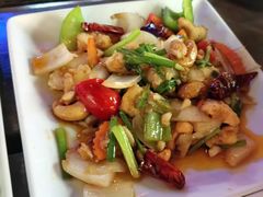 -Green Tree Rest. & Pub