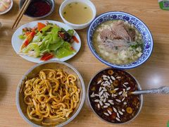 -清真老铁家灌汤包