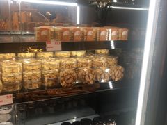 面包甜点陈列柜-福晶园益生菌蛋糕面包(紫荆山店)