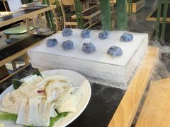 -鹿鸣山草本茶香火锅(园西路店)