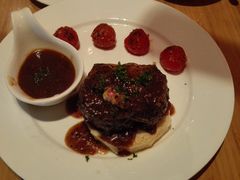 炭烤东八时区菲力牛排配鹅肝-TIMEZONE8东八时区餐厅&酒吧(798店)