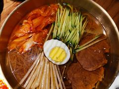 -明洞阿姨·韩式酱蟹烤肉·创意料理(三元桥店)